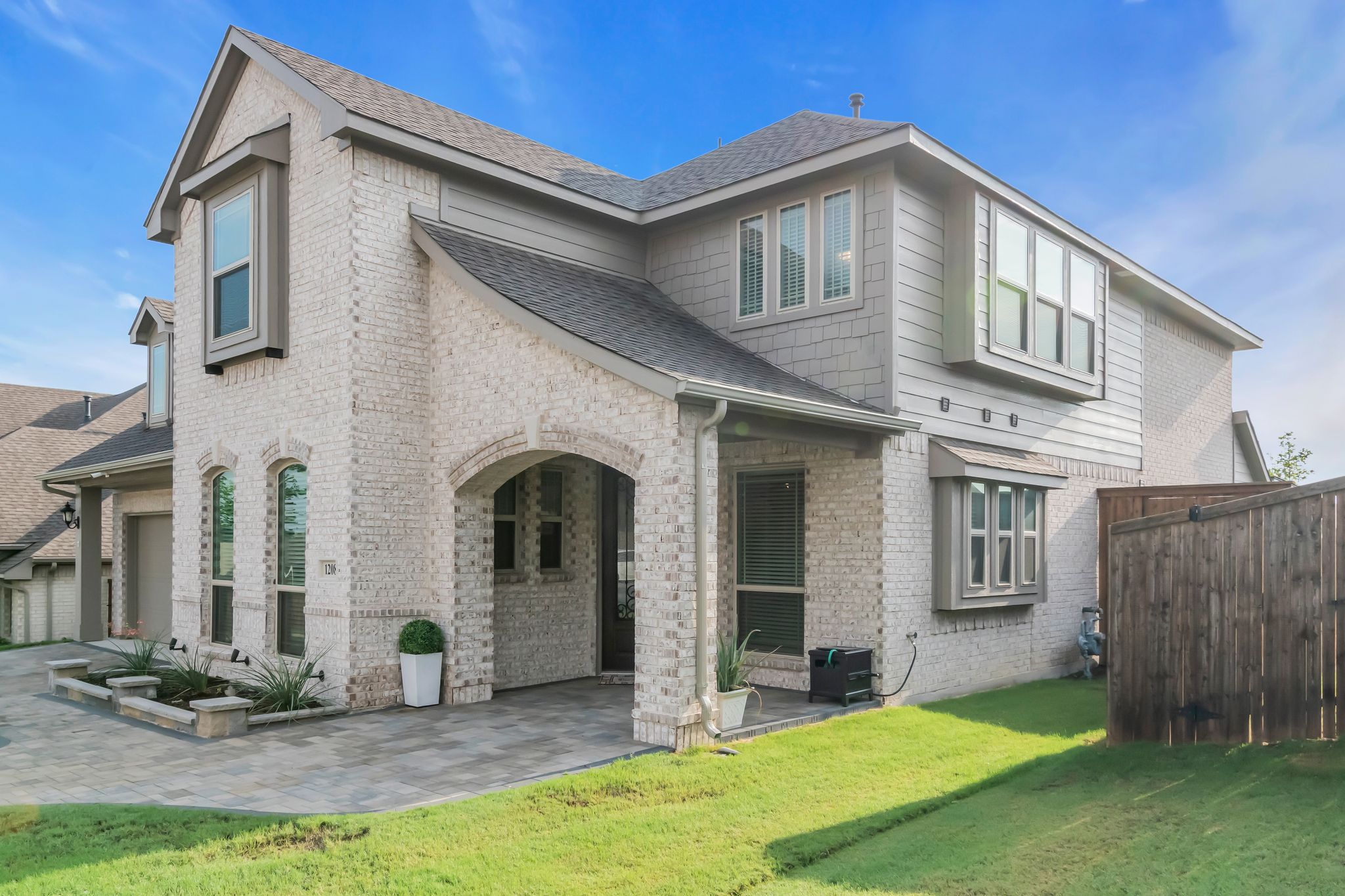 Property thumbnail image